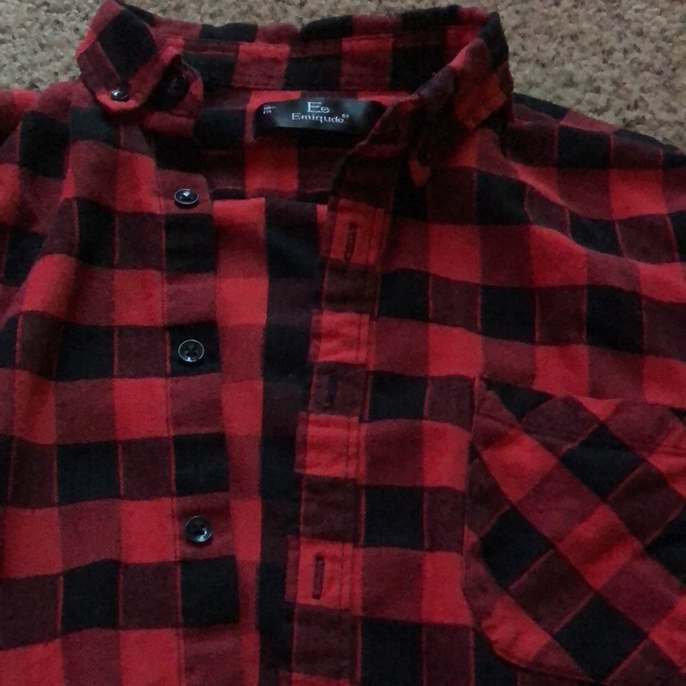 Emiqude Red and Black Buffalo Check Button Up Flannel (size S/slim fit) - Picture 2 of 6